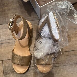 Alex Marie Gold Wedge Sandals with Bow